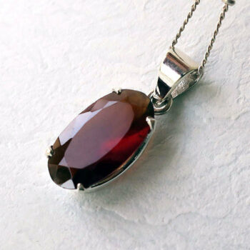 へソナイト ガーネット ペンダント シルバー レッド 1月誕生石｜天然石ジュエリー