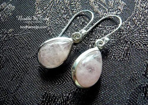 天然石 モルガナイト しずく型 シルバーピアス ｜ パワーストーンジュエリー 3月の誕生石