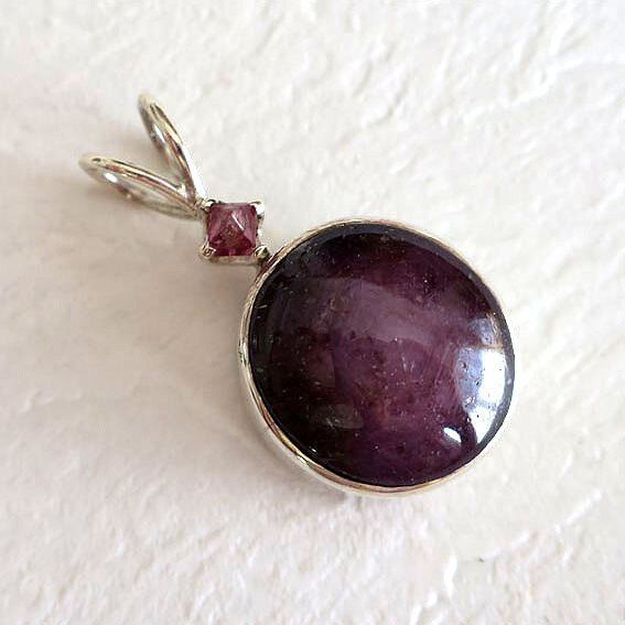 スタールビー&スピネル ペンダント・ネックレス【7月の誕生石】sv925 赤色