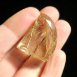 RR2）高品質ルチルクォーツ テーパーバケットカットルース 大粒 RR2