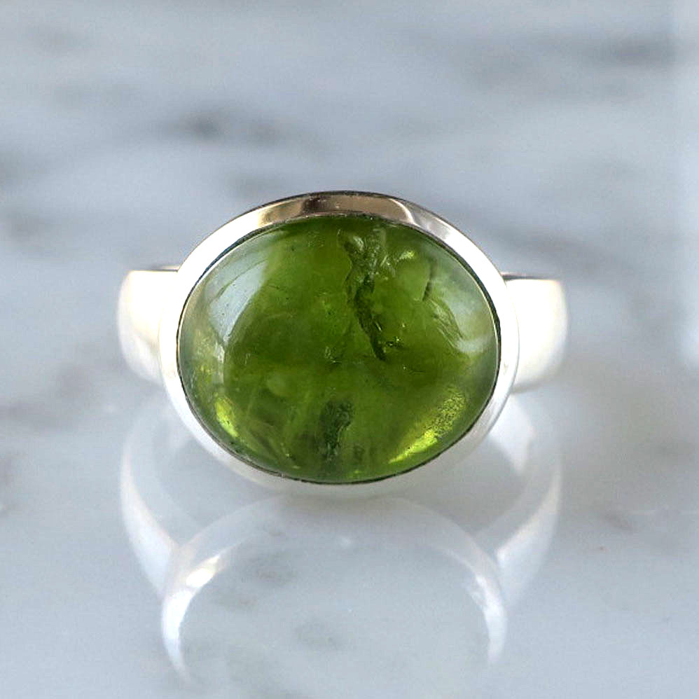 ペリドット リング オーバル カボション 9.00ct SV925 8月誕生石 グリーン