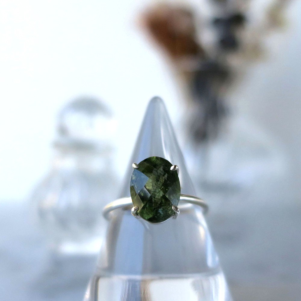 ルチルイン ペリドット オーバルリング 3.40ct SV925 爪留め 天然石
