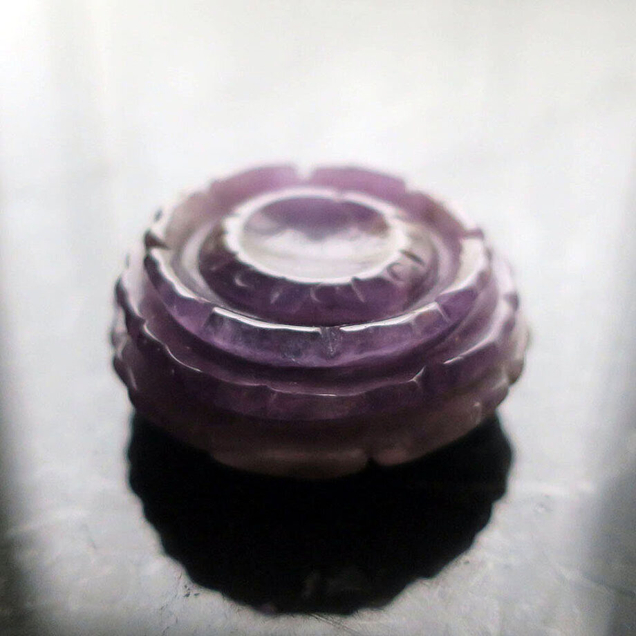 アメジスト 蓮（ロータス）台座 42mm 天然石 彫刻 立体 置物 コレクション