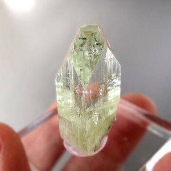 アポフィライト（魚眼石） ポイント レモンカラー レア【一点物