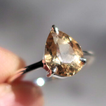 ゴールデンスキャポライト リング  しずく 爪留め sv925 1.25ct 天然石ジュエリー
