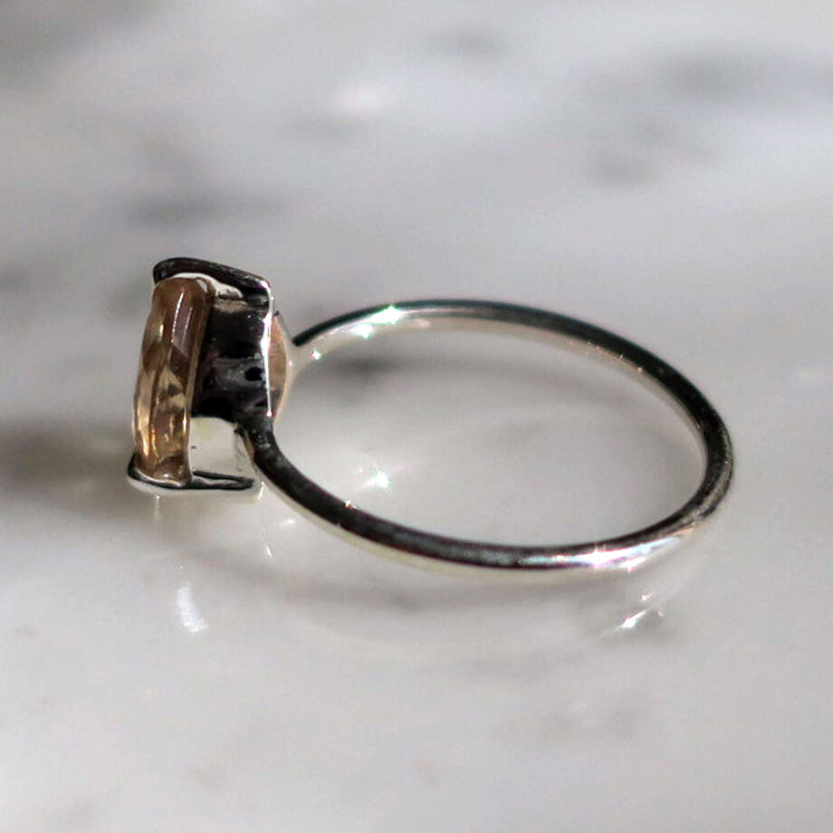ゴールデンスキャポライト リング  しずく 爪留め sv925 1.25ct 天然石ジュエリー