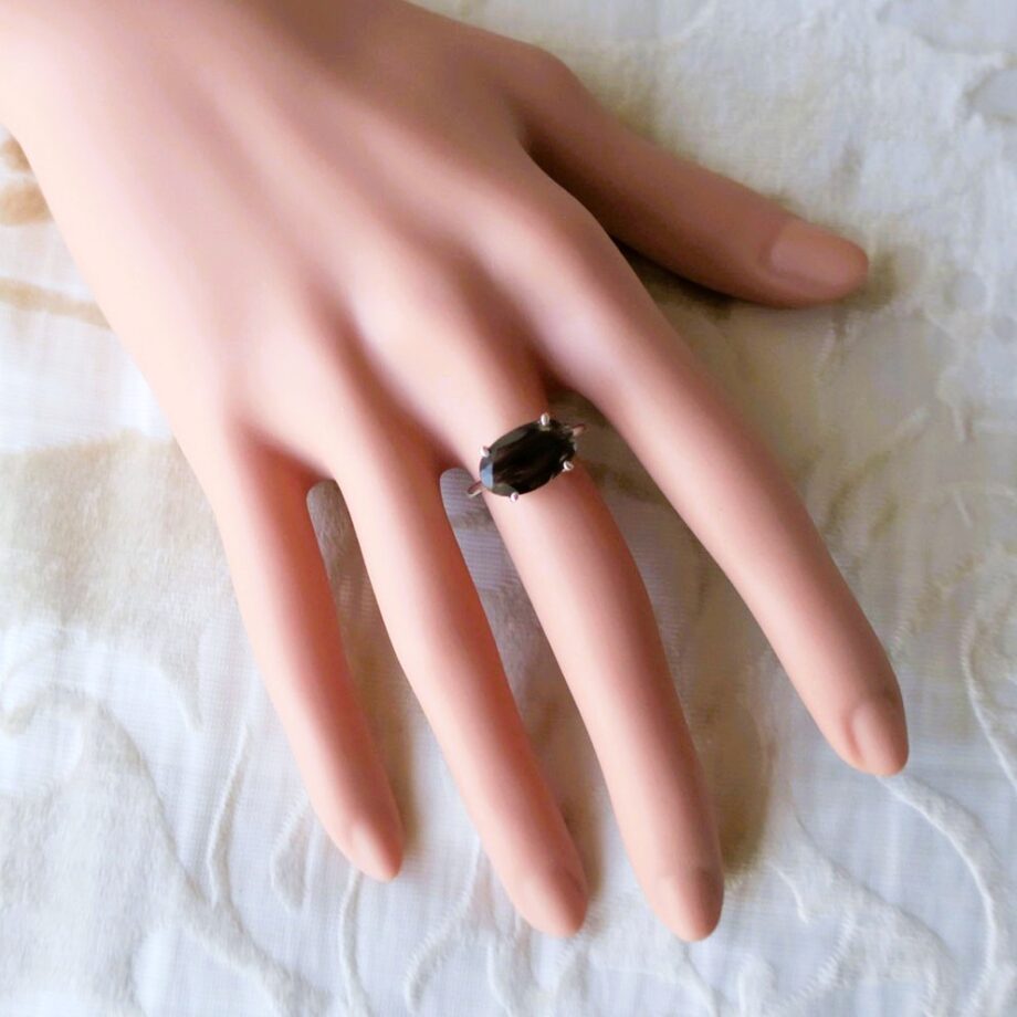 レインボースキャポライト リング オーバル 爪留め 天然石ジュエリー 2.95ct