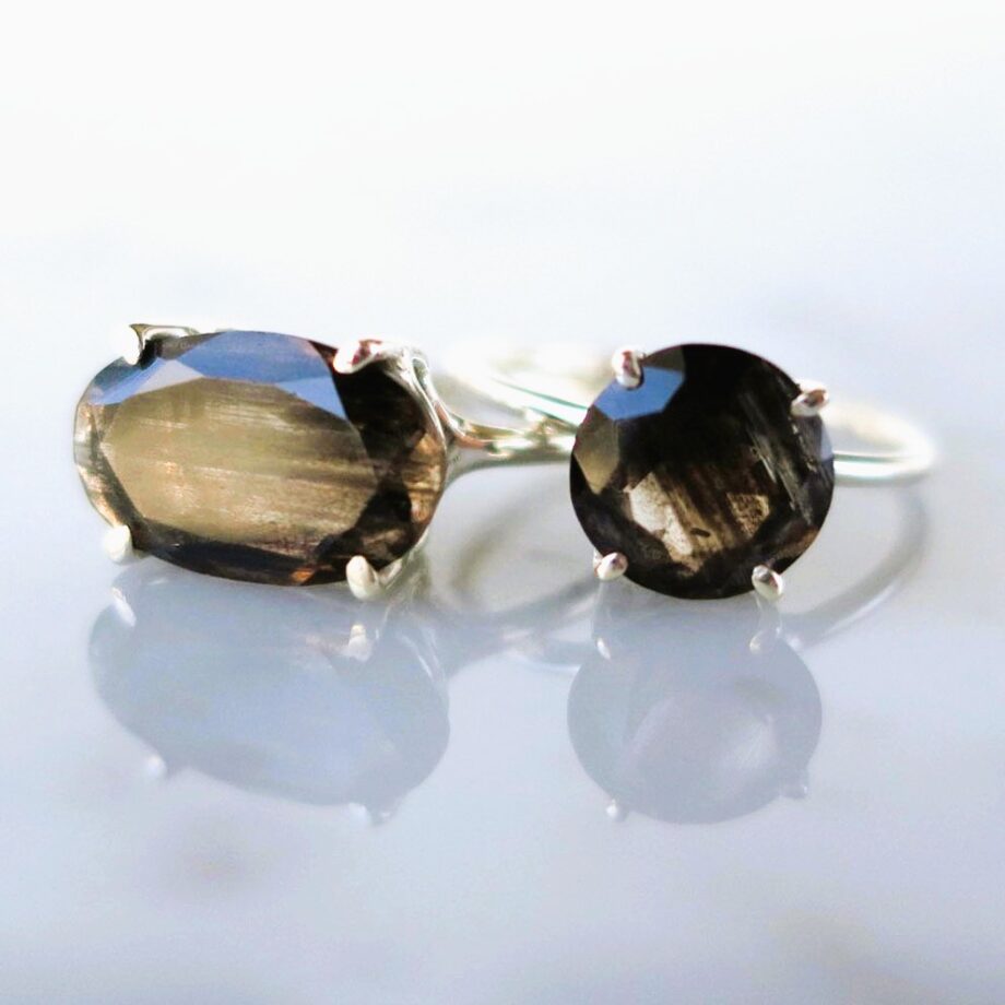 レインボースキャポライト リング オーバル 爪留め 天然石ジュエリー 2.95ct