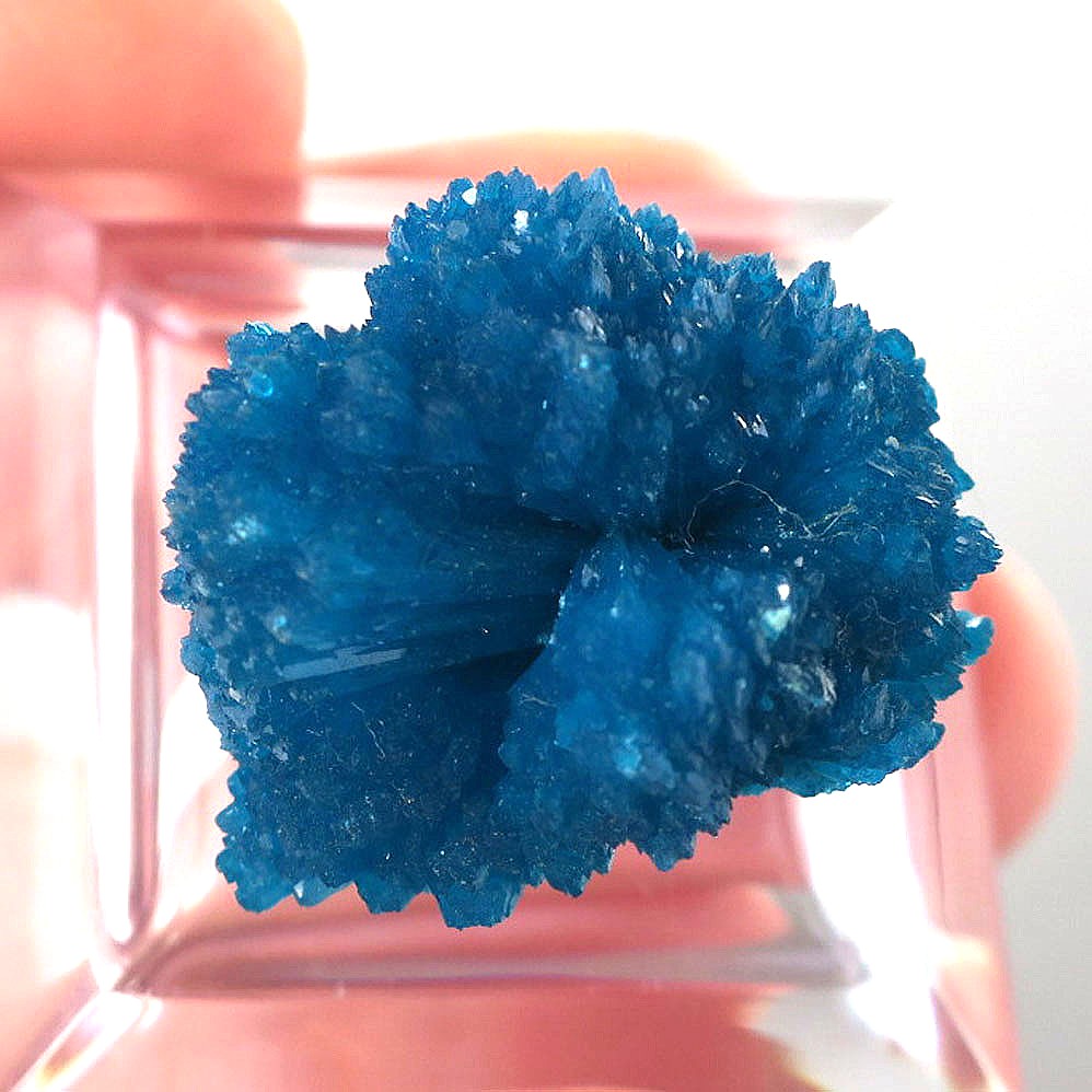 カバンサイト 結晶 ネオンブルー 4.04g インド産 天然石 一点物