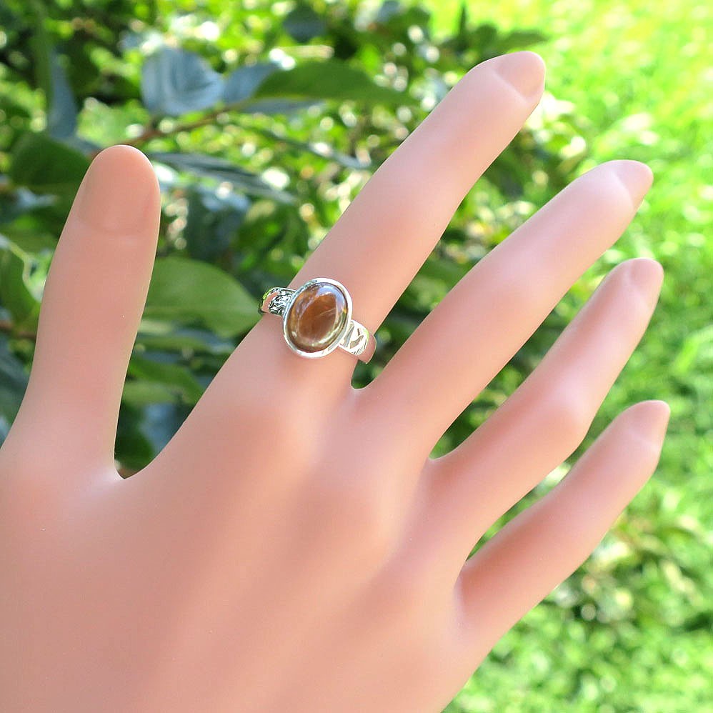 天然ジルコン リング 着用例 オレンジカラー フリーサイズ レディース シルバーアクセサリー 天然石ジュエリー 重ね付け コーディネート