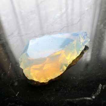 【アンダラクリスタル】コズミックアイス　シエラネバダ　乳白色