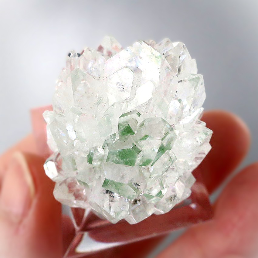 アポフィライト フラワー 上面 花形 結晶 クラスター グリーン 天然石 rare mineral flower formation