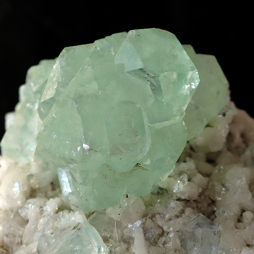 グリーンアポフィライト 結晶 照り 輝き キラキラ感 天然石 コレクション crystal luster